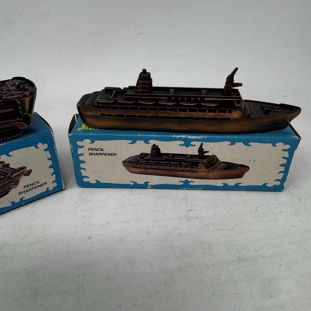 Vintage Die Cast Military Mini Pencil Sharpeners Ship Boat Miniature Lot of 2 - Picture 3 of 11